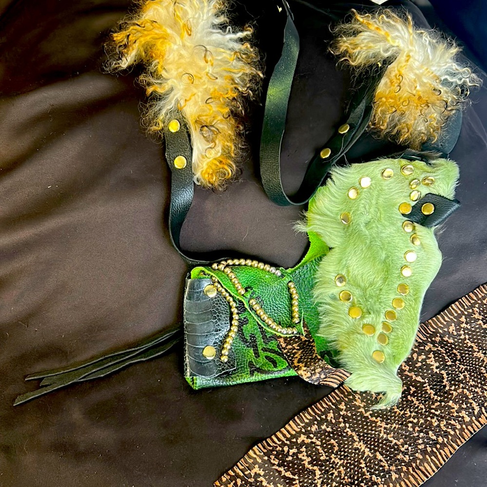 Leather fur crossbody..